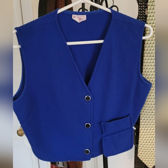 Vintage Petiteen Wool Vest - Picture 2 of 8